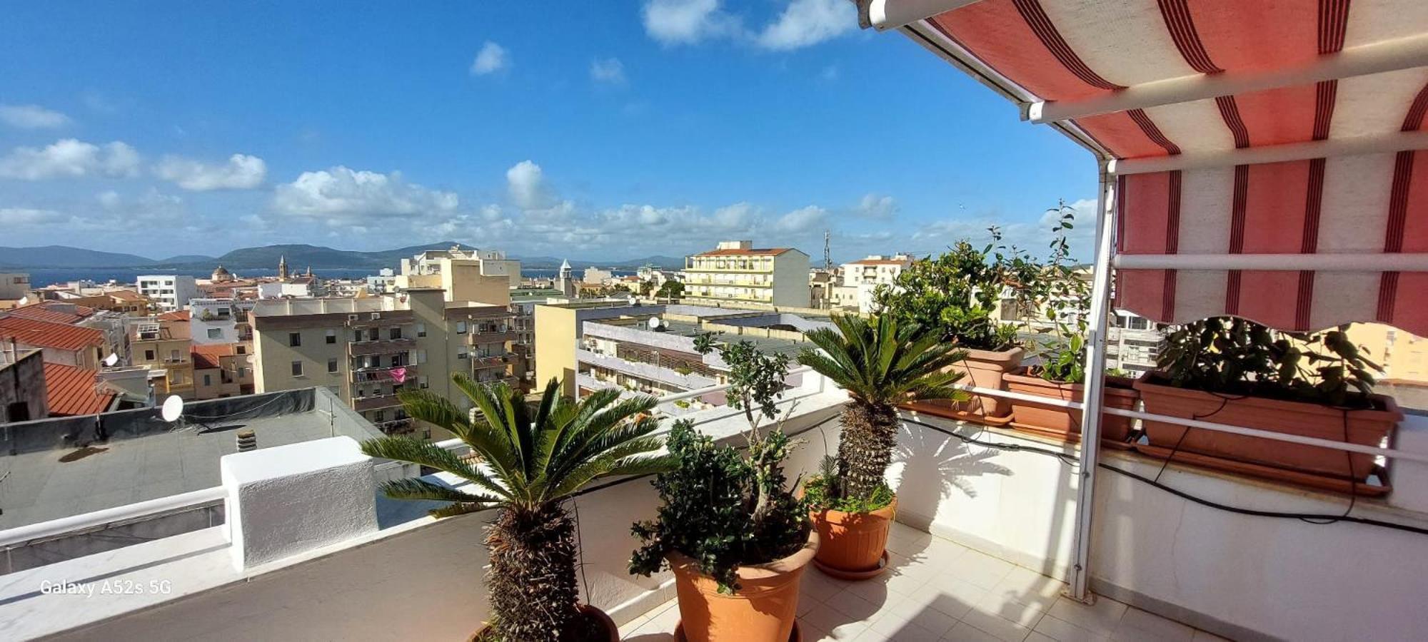 Appartamento Con Terrazza Альгеро Екстер'єр фото